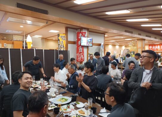 懇親会