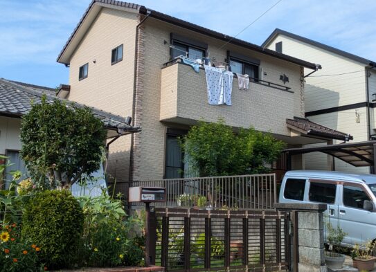 犬山市のO様邸の8年定期点検に伺いました…