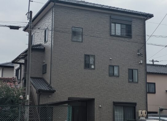 岩倉市八剱町にて鉄骨3階建住宅におすまい…