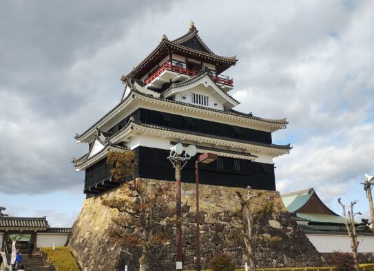 大河につられて清須城へ