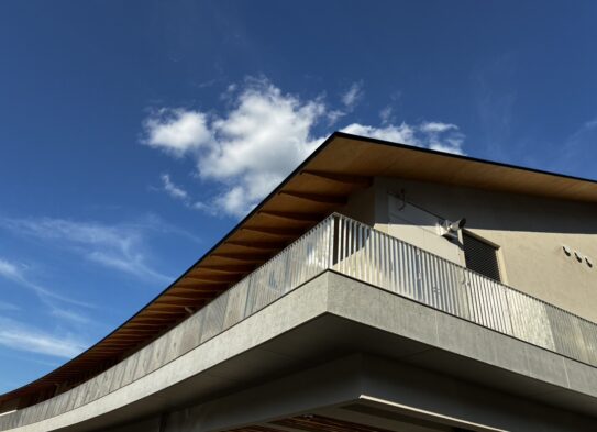 建築めぐり　白川新庁舎へ！